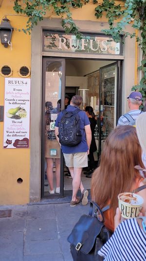  at Gelateria Rufus in Pisa
