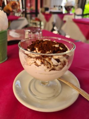 Tiramisu vegana at Ristoro Dantesca in Pisa