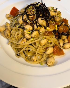 spaghetti non vongole felici vegani at Ristoro Dantesca in Pisa