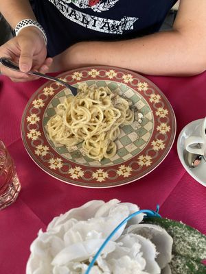 Spaghetti cacio e pepe  at Ristoro Dantesca in Pisa