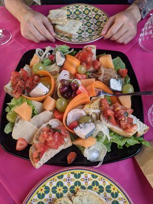  at Ristoro Dantesca in Pisa