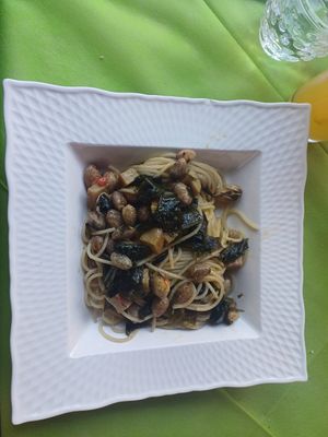 Vegan non-clam speghetti, Ristoro Dantesca 10 May 2025 at Ristoro Dantesca in Pisa