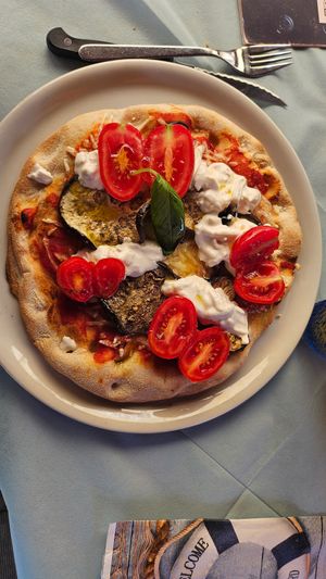 Pizza Primavera at Ristoro Dantesca in Pisa