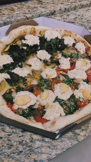 Tele entrega de pizza vegana e com insumos orgânicos  at Fermentô in Porto Alegre