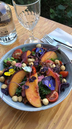 julia bowl at Orteá - Vegan Collective in Lisbon