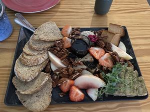 Cheese board at Orteá - Vegan Collective in Lisbon