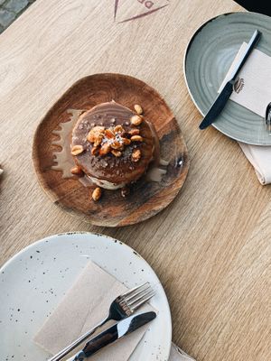 Panqueca Snickers at Orteá - Vegan Collective in Lisbon