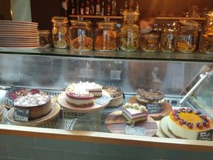 Decision stress..... at Orteá - Vegan Collective in Lisbon