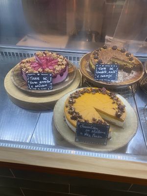 Cakes at Orteá - Vegan Collective in Lisbon