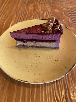 Cake at Orteá - Vegan Collective in Lisbon