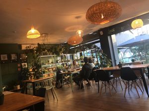 Killer room with less people  at Orteá - Vegan Collective in Lisbon