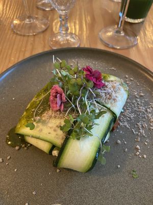 Rawoltini main - cold dish with courgettes and pesto  at Orteá - Vegan Collective in Lisbon