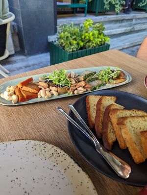 Nude by Eva at Orteá - Vegan Collective in Lisbon