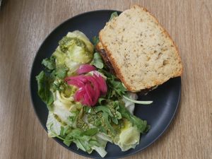 Almoço sanduíche at Orteá - Vegan Collective in Lisbon