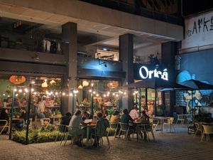 Outdoor dining area at Orteá - Vegan Collective in Lisbon