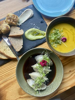 Starters: soup, home made gf bread with coriander mousse and tofu dip, gyoza in ponzu sauce   at Orteá - Vegan Collective in Lisbon