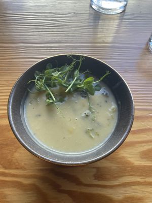 Cauliflower, broccoli and leek soup  at Orteá - Vegan Collective in Lisbon