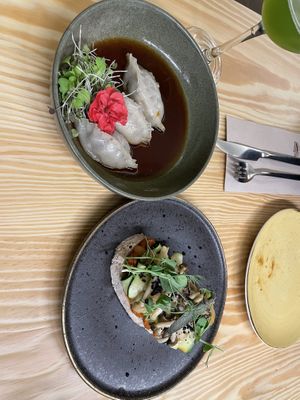 Gyoza and Geography Bruschetta starters  at Orteá - Vegan Collective in Lisbon