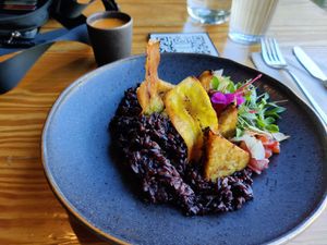 Black rice with chickpeas tempeh at Orteá - Vegan Collective in Lisbon