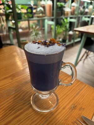 Blue latte  at Orteá - Vegan Collective in Lisbon