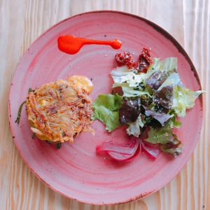 Tempeh burger at Orteá - Vegan Collective in Lisbon