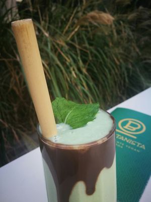 just how it should be. this is perfect.   at Orteá - Vegan Collective in Lisbon