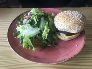 Hamburguer at Orteá - Vegan Collective in Lisbon