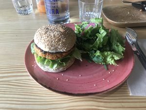 Hamburguer at Orteá - Vegan Collective in Lisbon