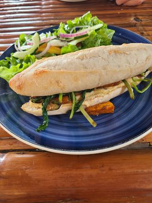 Roast vegetable sandwich on a bed of hummus at Fin Bar in Dauin