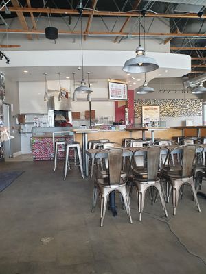 quiet at Mod Pizza in Simi Valley