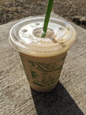 Pumpkin Spice Earthshake. at Earth Burger in San Marcos