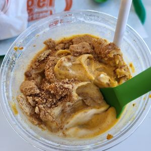  at Earth Burger in San Marcos