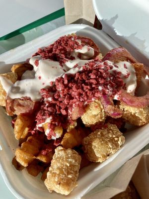 Indulgent Loaded Tater Fries 😋   at Earth Burger in San Marcos