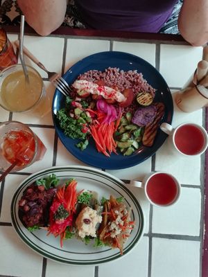 Tacos on the bottom at Para Taco - Maybe closed in Tokyo