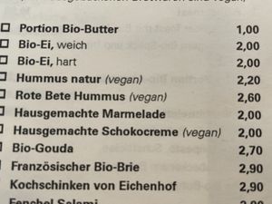 Hummus and beet root hummus and chocolatecream is vegan  at Cafe Sehnsucht in Cologne
