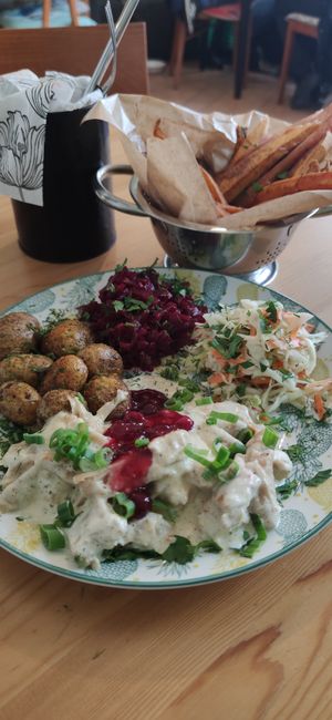 Qurczaki z serem pleśniowym at Vegan Spot in Elblag