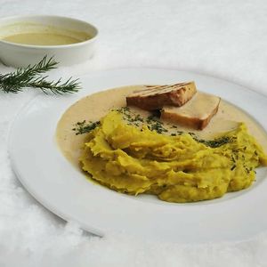 Tofu with puree at VegGo Bistro in Zilina