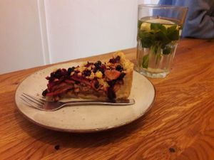 Apple Crumble at Iss Dich Glücklich in Munich