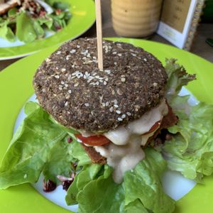 Avocado burger at Rohkosteria in Frankfurt
