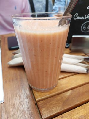 Strawberry smoothie at Auden in Montpellier