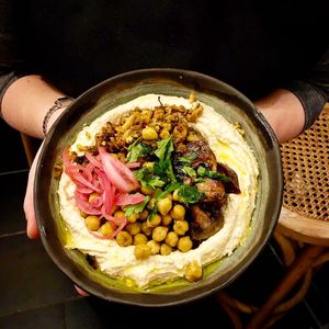 Houmous plate for sharing at Auden in Montpellier