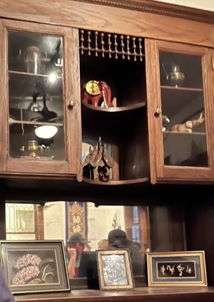 Setting  at Thai Gold Restaurant in Golden