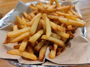 French fries at True Veggie 实斋 in Central Singapore