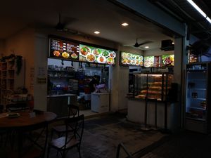 Order at the counter at True Veggie at True Veggie 实斋 in Central Singapore