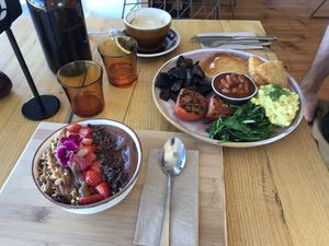 Chocolate Blend Bowl & Big Breakfast at Crux in Semaphore