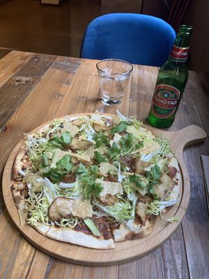 Amazing “duck” pizza at POP vegan in Hong Kong Island