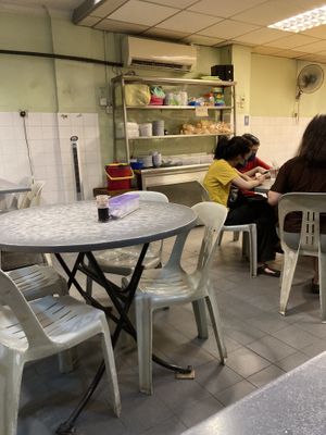 No ambiance   at Zhi Zhu in Kuantan