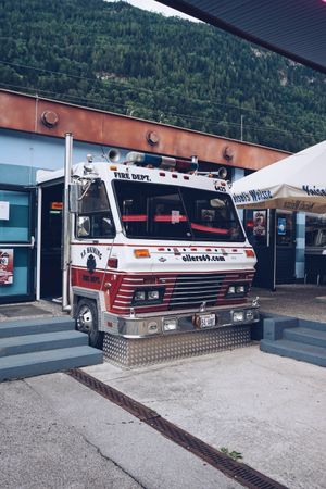 There is a fire truck built in the restaurant. at Oilers69 in Haiming