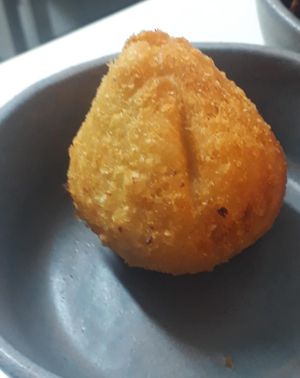 Coxinha de cogumelos Vegana at Veg To Go in Sao Paulo