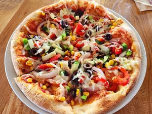 6/1/23 - Tried the 'mega' thicker crust and (no surprise) it was great too BUT think I prefer the 'mod' thinner crust. Corn on pizza was a first; not bad but prob won't again. at Mod Pizza in Annapolis